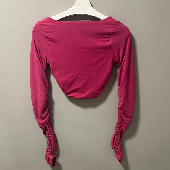 Oh Polly Fuchsia Ruched Crop Top - Picture 7 of 10